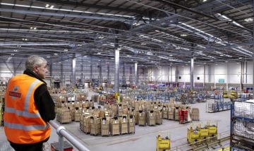Royal Mail NDC warehouse lighitng