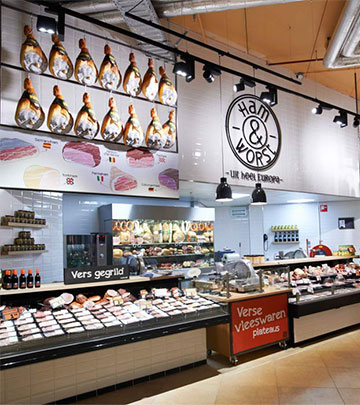 إنارة اللحوم لإظهار طزاجتها بمتجر Jumbo Foodmarkt، هولندا بواسطة Philips Lighting
