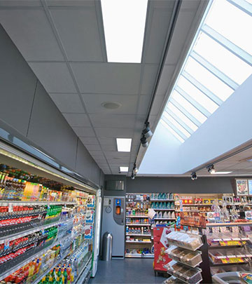 The Q8 Qvik to go coolers are illuminated by energy-saving Philips lighting products 